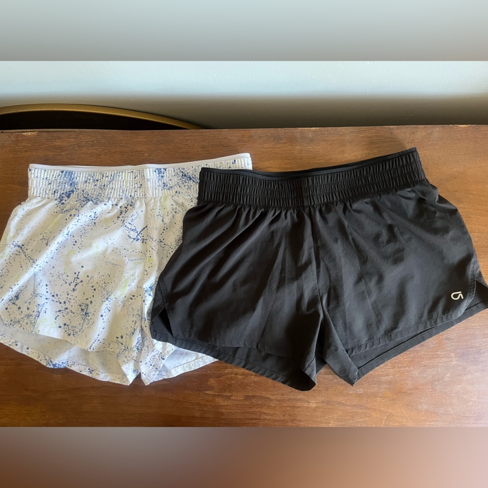 GAP Black and White Patterned Shorts Set